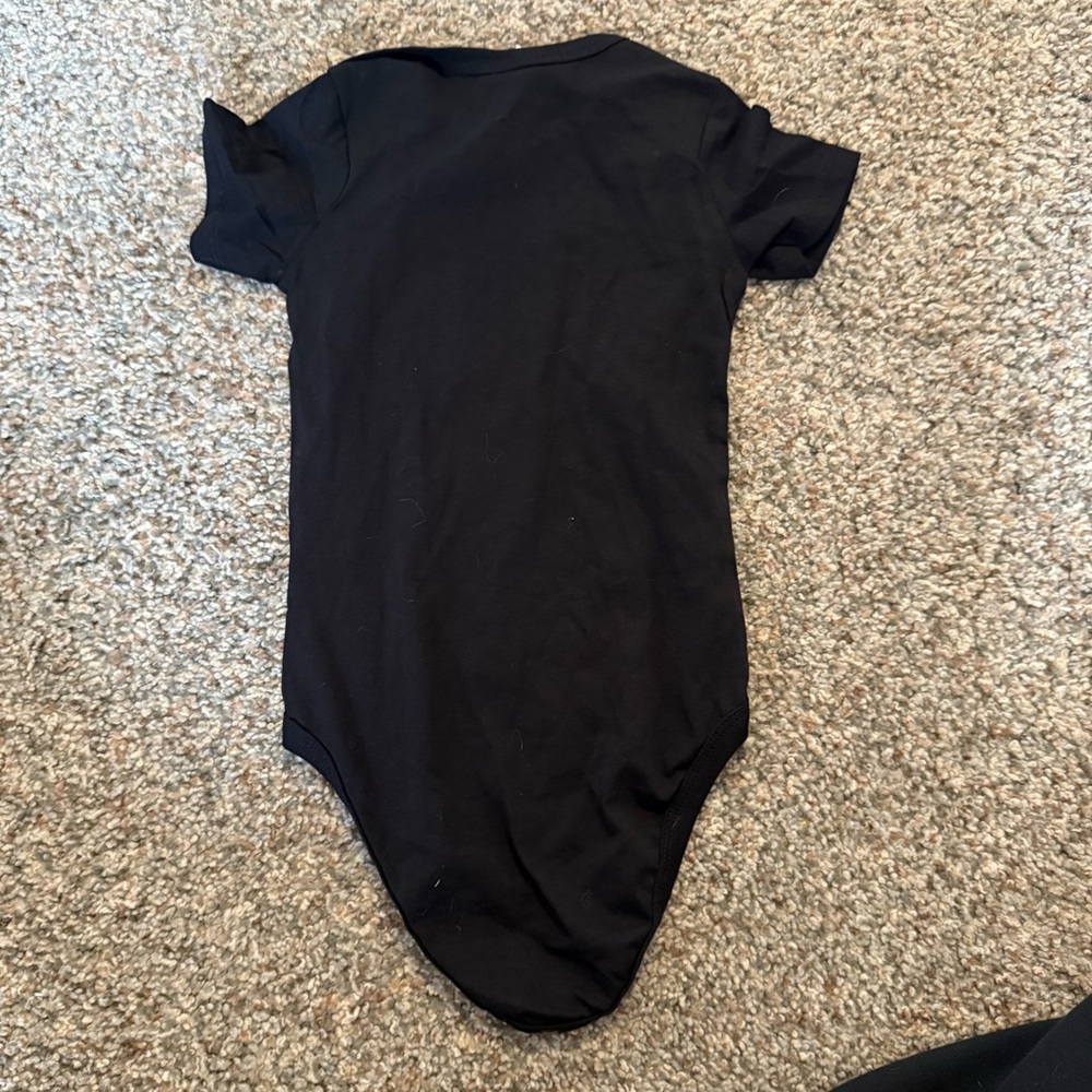 Lion, King shirt, baby Nala baby onesie new without tags 12-18 months - Picture 4 of 4